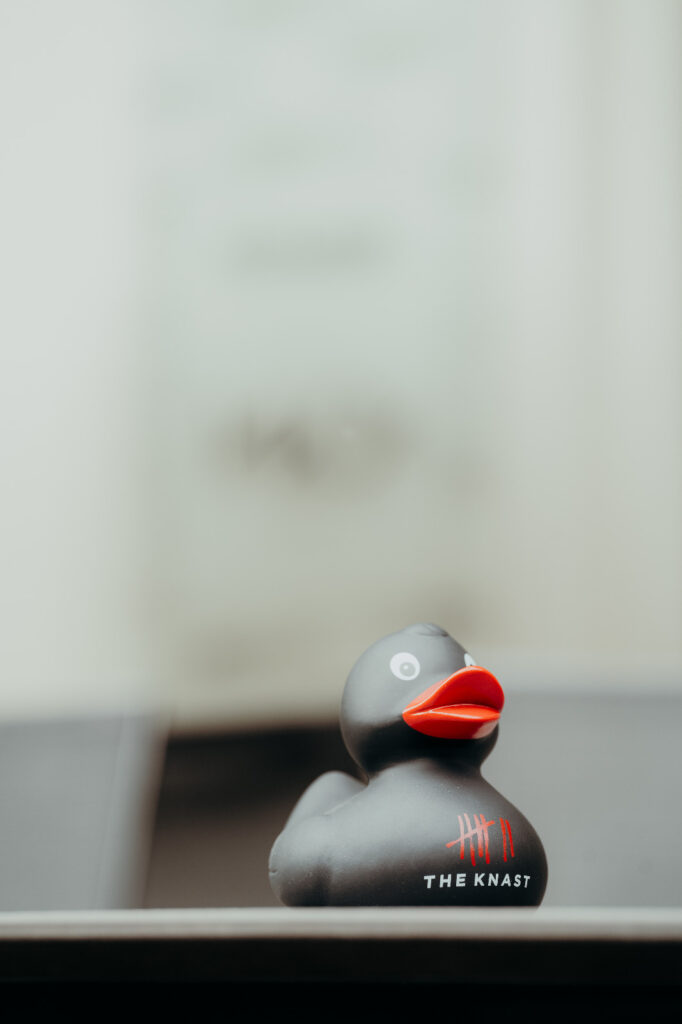 The KNAST DUCK